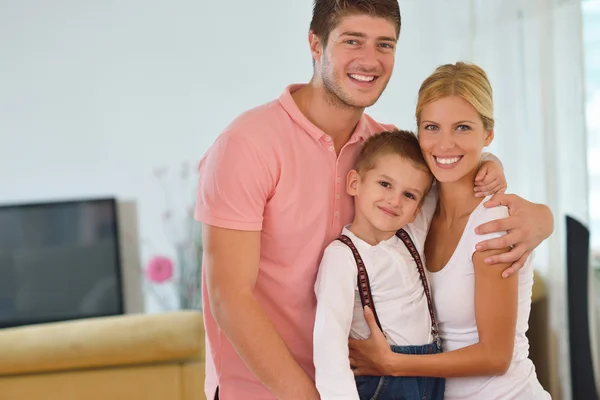 Família em casa — Fotografia de Stock