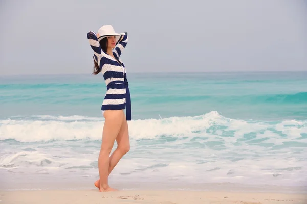 Woman Enjoying Summer Vacation — Stock Photo, Image