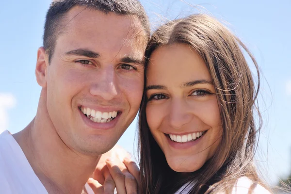 Happy couple portrait — Stock Photo, Image