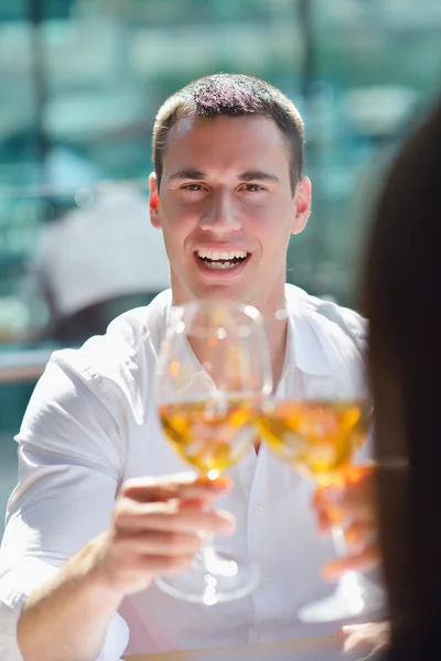 Par som äter lunch — Stockfoto