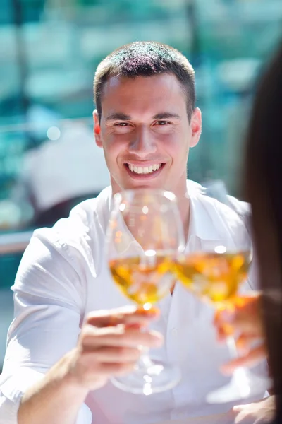 Par som äter lunch — Stockfoto