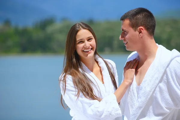 Pareja retrato al aire libre —  Fotos de Stock