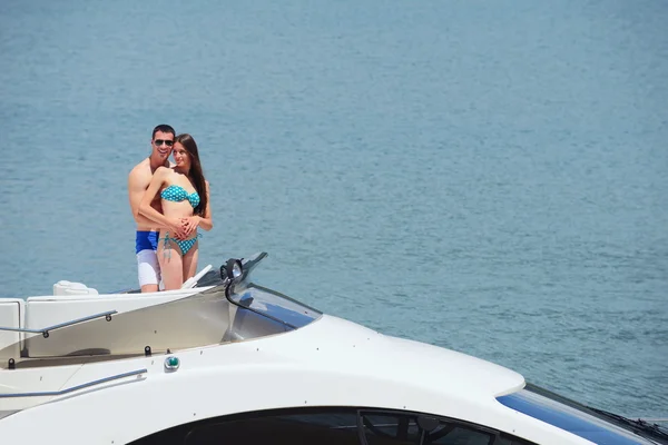 Couple on yacht — Stock Photo, Image