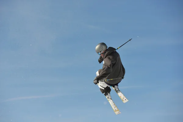 Skier — Stock Photo, Image