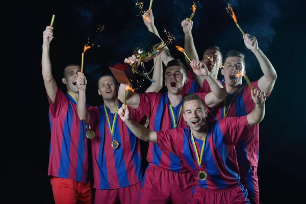 Jugadores de fútbol celebrando la victoria —  Fotos de Stock