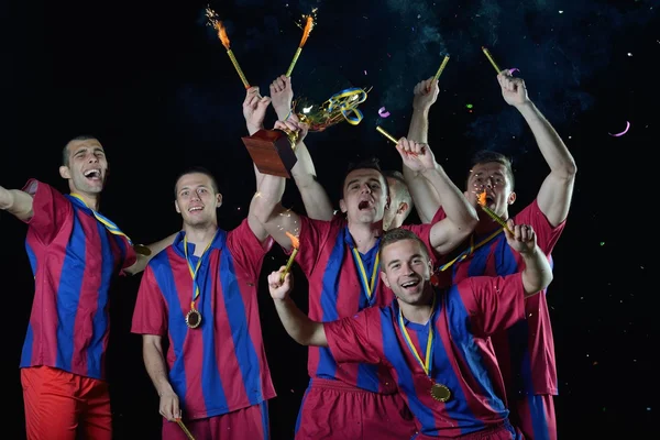 Jugadores de fútbol celebrando la victoria — Foto de Stock