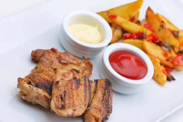 fırında patates ve et