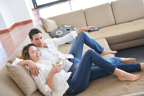 Couple relax at home — Stock Photo, Image