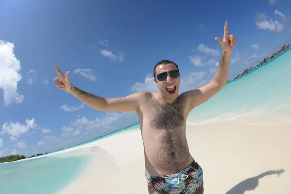 Hombre en la playa — Foto de Stock