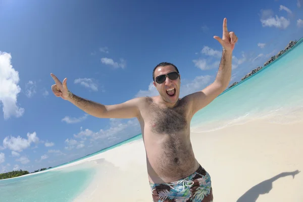 Hombre en la playa — Foto de Stock