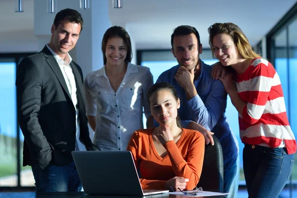 Gente de negocios en reunión — Foto de Stock