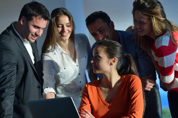 Gente de negocios en reunión — Foto de Stock