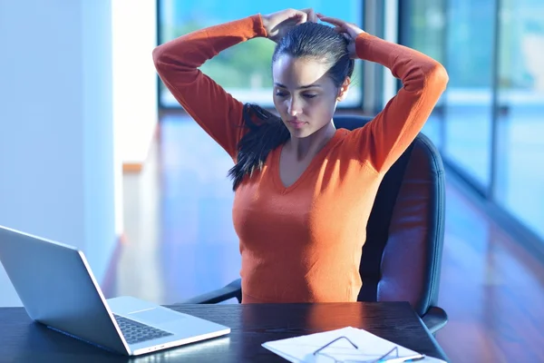 Relaxed young woman — Stock Photo, Image