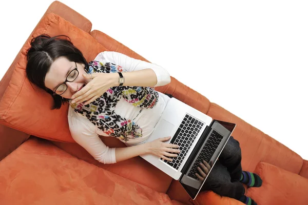 Vrouw met een laptop — Stockfoto