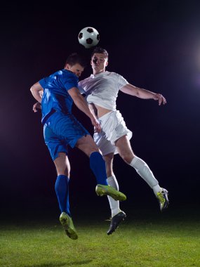 Futbol oyuncular duel
