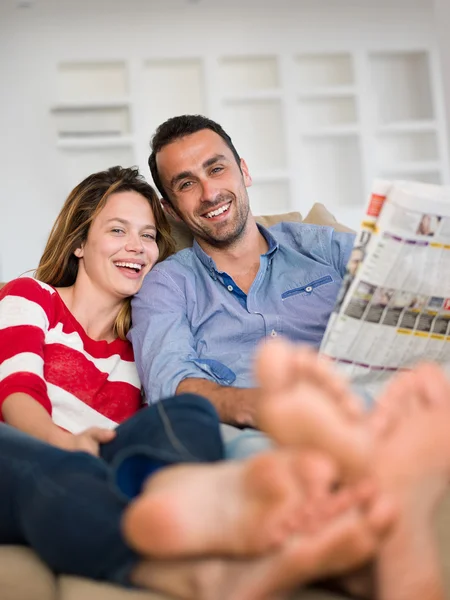 Relaxed young couple at home — Stock Photo, Image