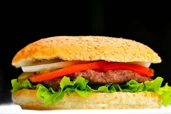 Hamburger yakın çekim — Stok fotoğraf