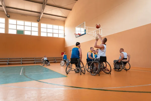 Gehandicapten Oorlog Werk Veteranen Gemengd Ras Leeftijd Basketbal Teams Rolstoelen — Stockfoto