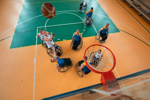 Ветераны Войны Инвалидов Труда Смешанных Расовых Возрастных Баскетбольных Команд Инвалидных — стоковое фото