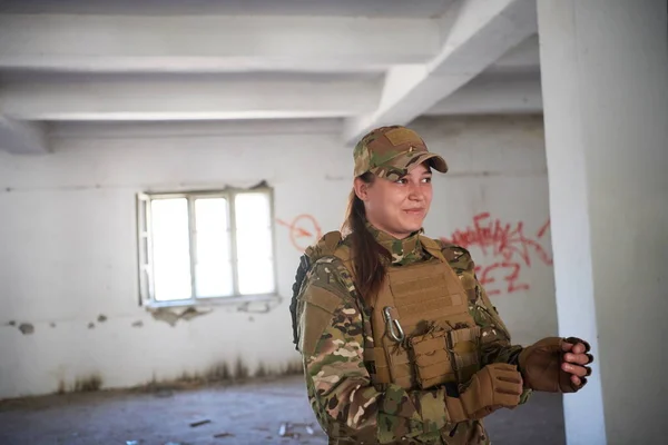 Військова Армія Жінка Солдат Леді Вбивця Перерва Міській Сучасній Війні — стокове фото