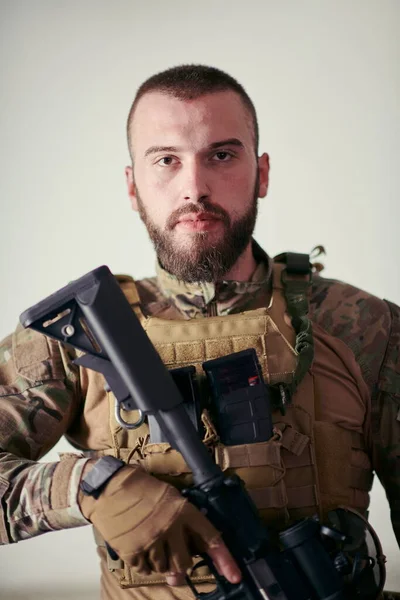 Retrato Soldado Guerra Moderno Como Herói Ambiente Urbano — Fotografia de Stock