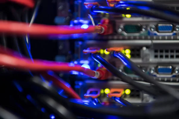 Netzwerk Server Raum Nahaufnahme Auf Glasfaser Hub Oder Switch Für — Stockfoto