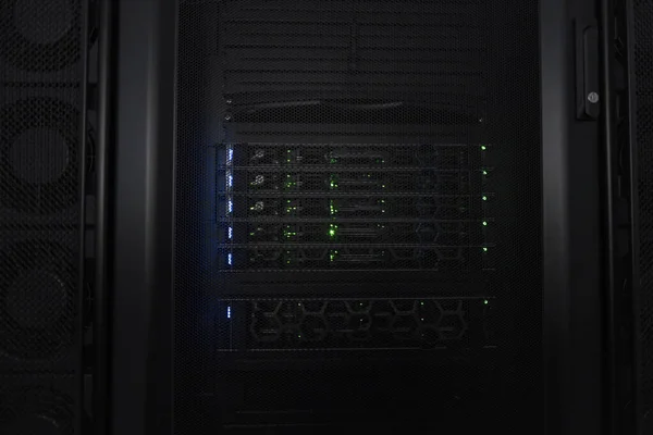 Data Center Com Várias Linhas Rachas Servidor Totalmente Operacionais Telecomunicações — Fotografia de Stock