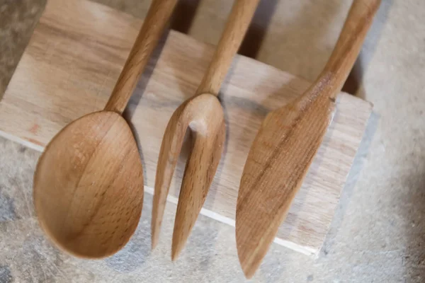 Handgemaakte Houten Lepels Voor Wandelingen Buitenactiviteiten Vakmanschap Ambachtelijk Concept Hoge — Stockfoto