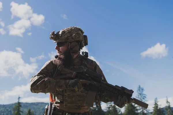 Concept Guerre Soldat Barbu Uniforme Des Forces Spéciales Combattant Ennemi — Photo