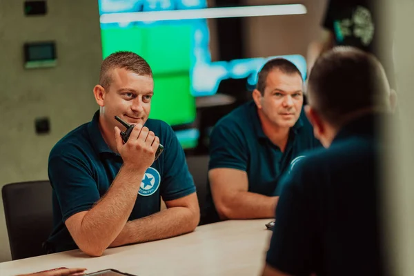 Group Security Guards Sitting Having Briefing System Control Room Theyre — Fotografia de Stock