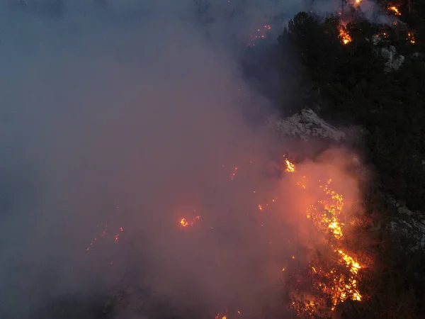 Aerial Panoramic View Forest Fire Night Heavy Smoke Causes Air — 스톡 사진