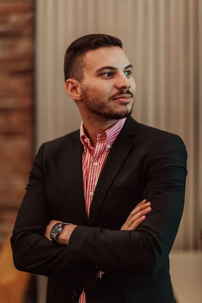 Portrait Young Businessman Modern Suit Portrait Company Director His Office — Stock Fotó