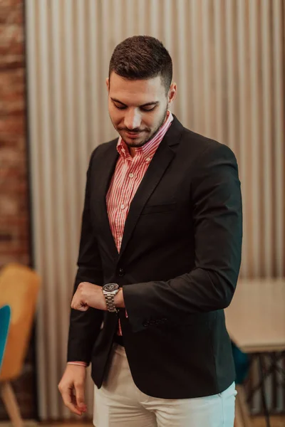 Portrait Young Modern Manager Looking Clock While Posing Modern Office — Stockfoto