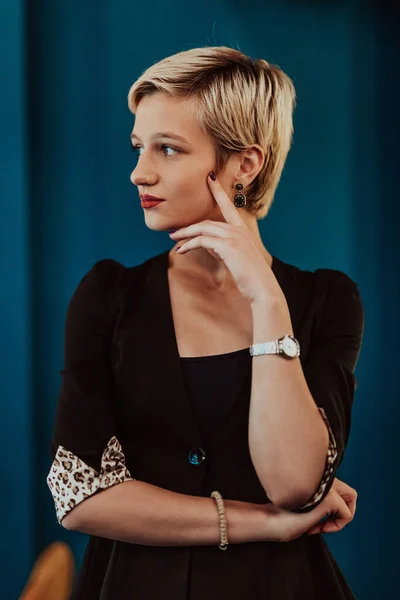 Pretty Business Woman Successful Confidence Modern Blue Mat Background Selective — Stok fotoğraf