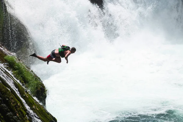 Waterfall Extreme Brave Man Superhero Running Jump Dive Rock Wild — Stockfoto