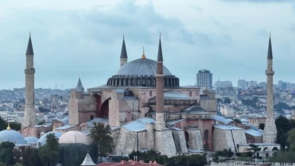 Establishing Orbiting Aerial Drone Shot Hagia Sophia Holy Grand Mosque — Stock video