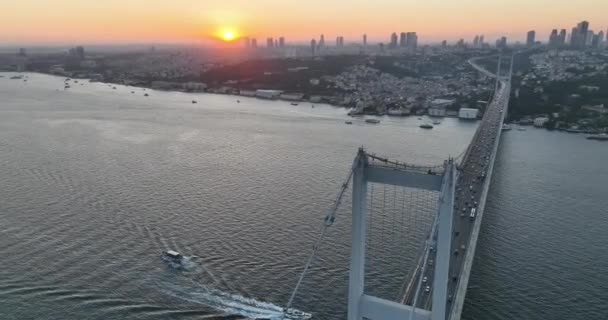 Istanbul Bosphorus Bridge City Skyline Background Turkish Flag Beautiful Sunset — Stockvideo