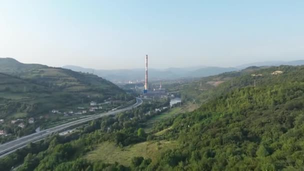 Antena Lapso Tiempo Hiperlapso Central Eléctrica Carbón Con Dos Torres — Vídeos de Stock