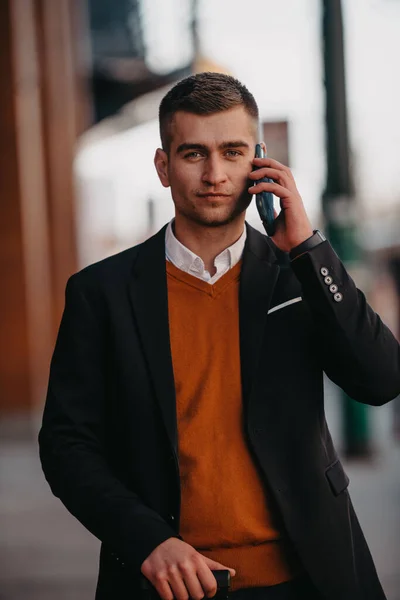 Going Airport Terminal Confident Businessman Traveler Walking City Streets Pulling — Stock Photo, Image