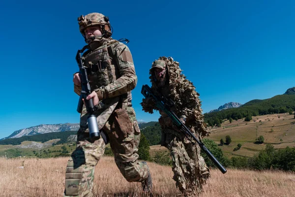 Sniper Team Squad Soldiers Going Undercover Sniper Assistant Team Leader — Stock Photo, Image