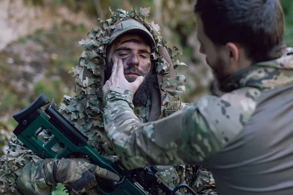 Speciale Operaties Soldaten Team Voor Bereiden Tactische Communicatie Uitrusting Voor — Stockfoto