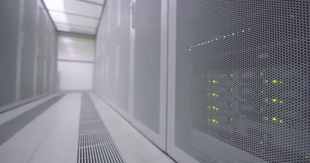 Nahaufnahme Von Serverraum Rack Büroräumen Für Große Rechenzentren Serverregale Blinken — Stockvideo