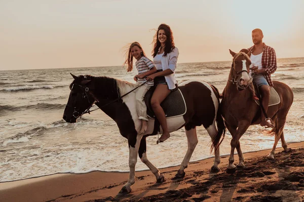 Family Spends Time Children While Riding Horses Together Sandy Beach — Foto de Stock