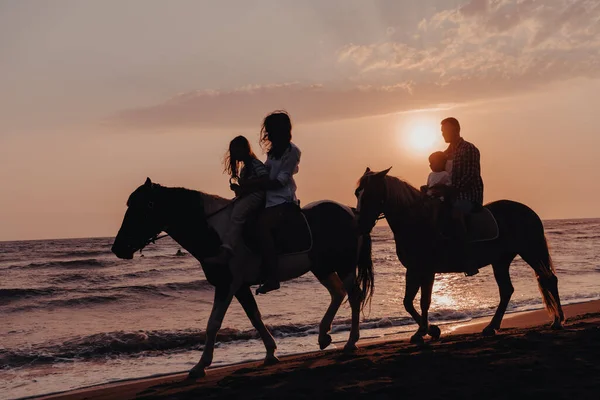 Family Spends Time Children While Riding Horses Together Sandy Beach — Stockfoto