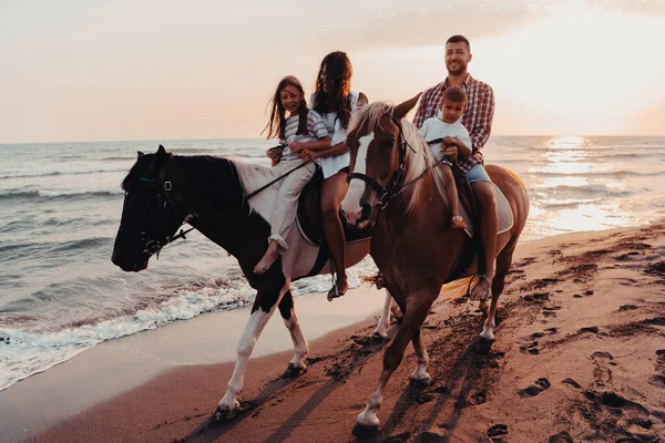 Family Spends Time Children While Riding Horses Together Sandy Beach — Stockfoto