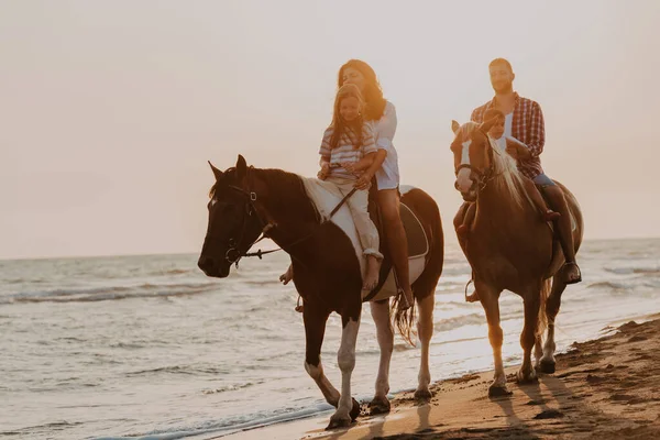 Family Spends Time Children While Riding Horses Together Sandy Beach — Stockfoto