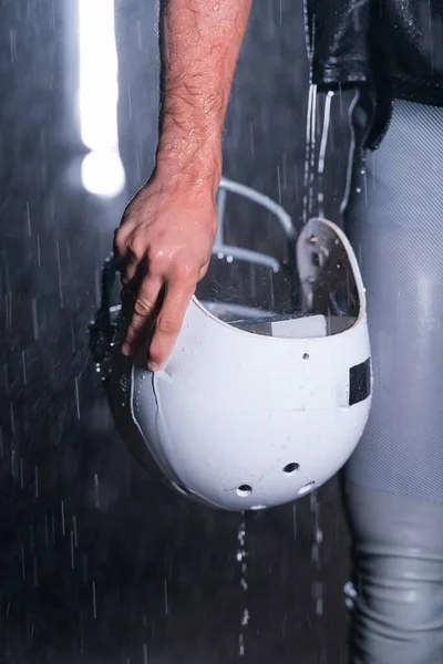 Знятий Американського Футболу Воїн Спортсмен Стань Поле Фокусом Його Helmet — стокове фото
