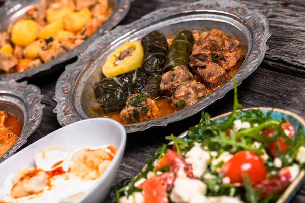 Aïd Moubarak Dîner Traditionnel Ramadan Iftar Assortiment Plats Savoureux Dans — Photo