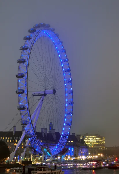 Przędzenia london eye i widok na południowym brzegu w nocy — Zdjęcie stockowe