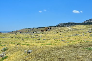 Hierapolis tiyatro kalıntıları